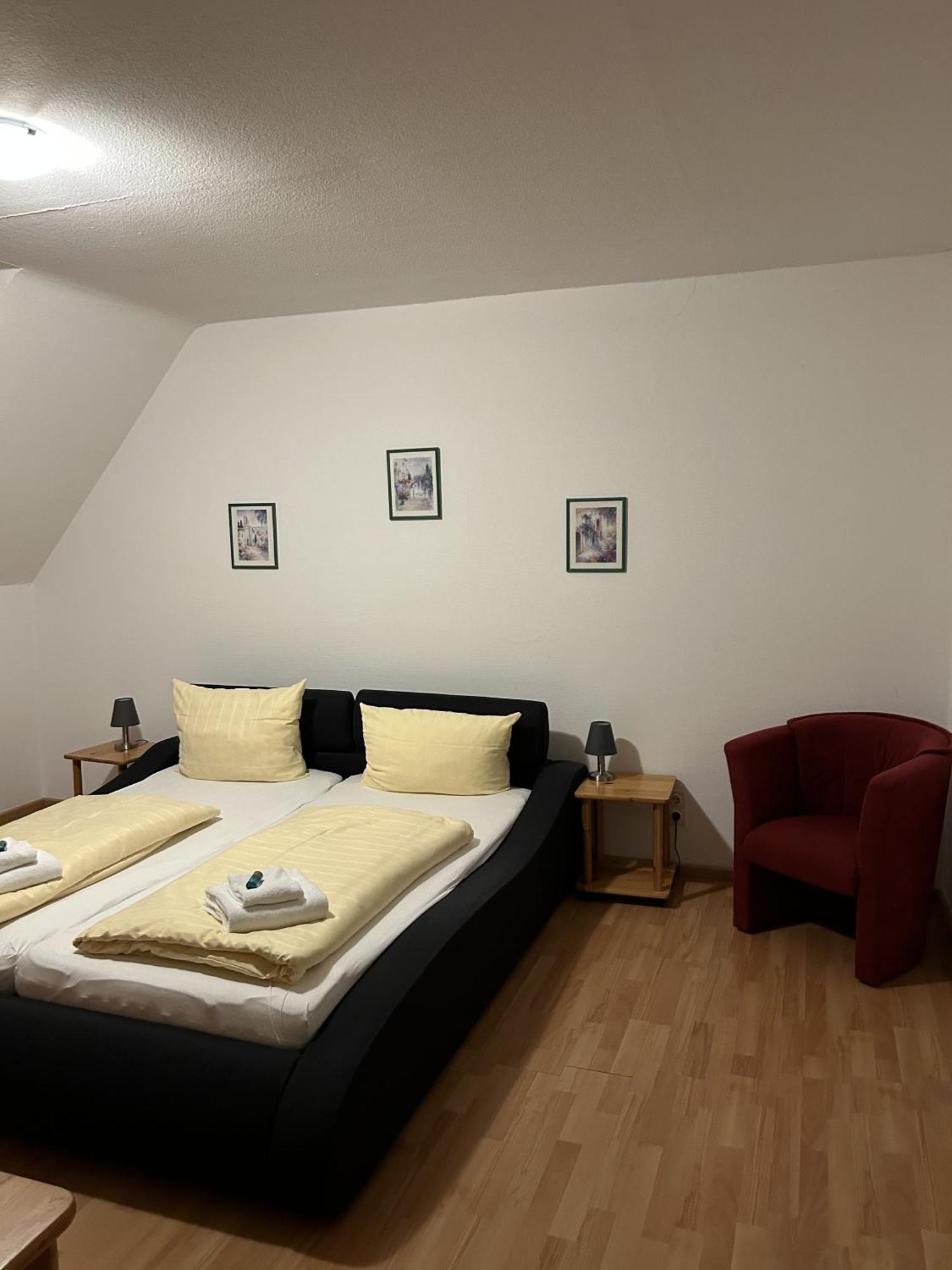 Hotel Landgasthof Zum Kaffelstein Kreuzwertheim Chambre photo