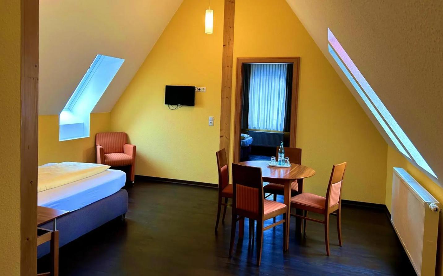Hotel Landgasthof Zum Kaffelstein Kreuzwertheim Chambre photo